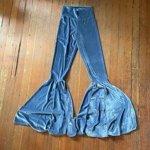 Super fun new with tags blue velvet bell bottom leggings